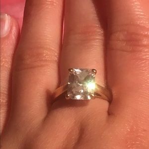 💎Gold Plated Cubic Zirconia Ring 💍